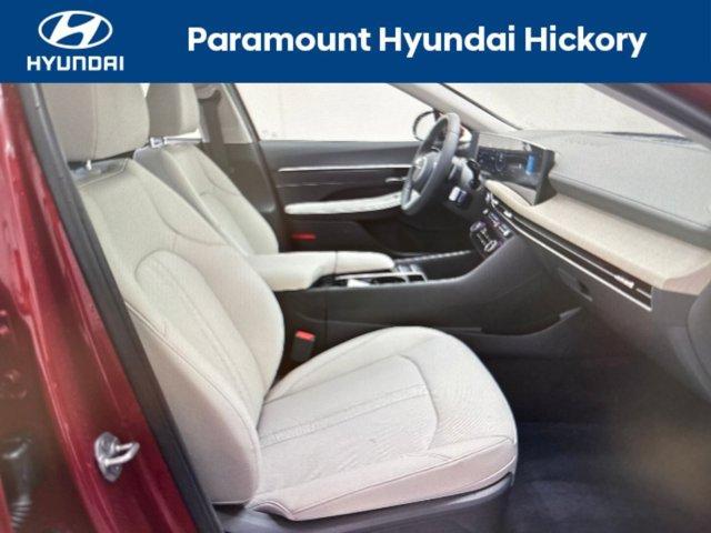 used 2025 Hyundai Sonata Hybrid car, priced at $35,900