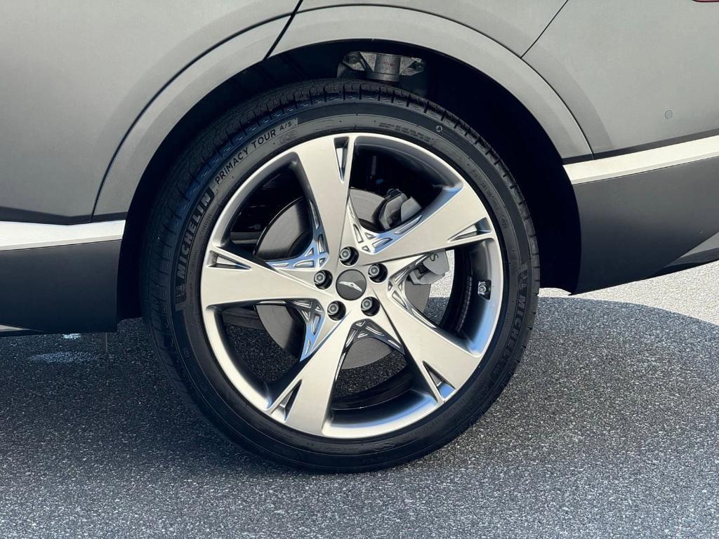 used 2024 Genesis GV80 car, priced at $62,900