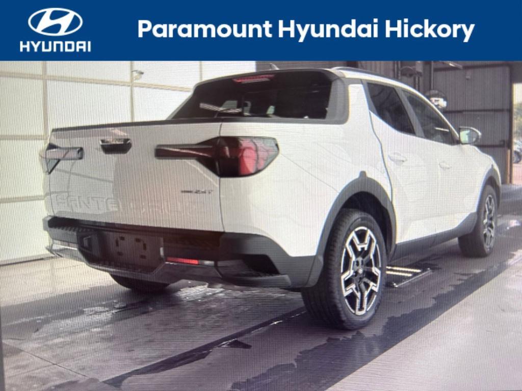 used 2025 Hyundai SANTA CRUZ car, priced at $37,900