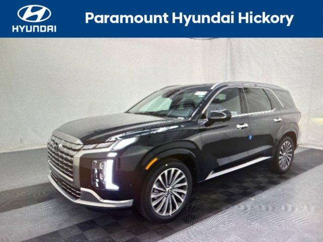 used 2025 Hyundai Palisade car, priced at $45,900