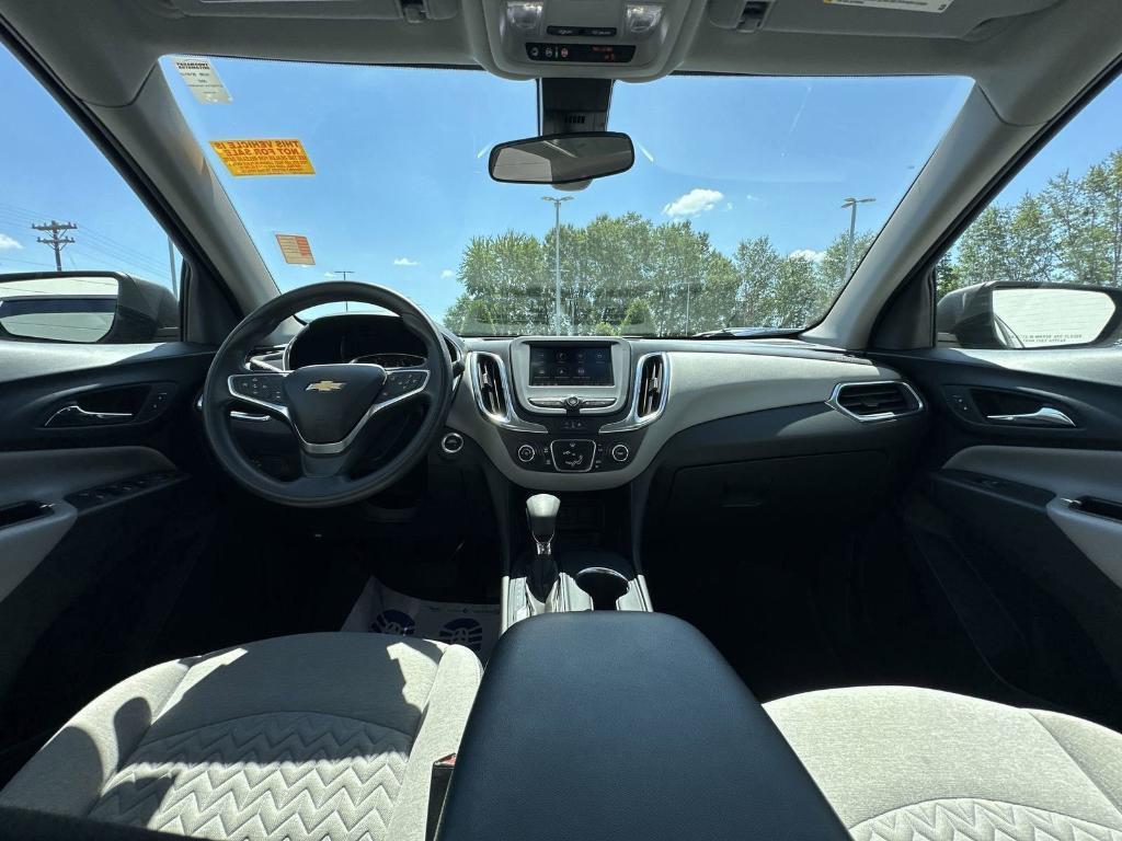 used 2022 Chevrolet Equinox car, priced at $19,900