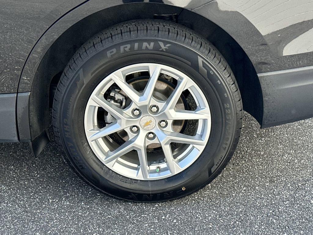 used 2022 Chevrolet Equinox car, priced at $19,900