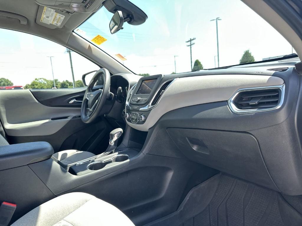 used 2022 Chevrolet Equinox car, priced at $17,500
