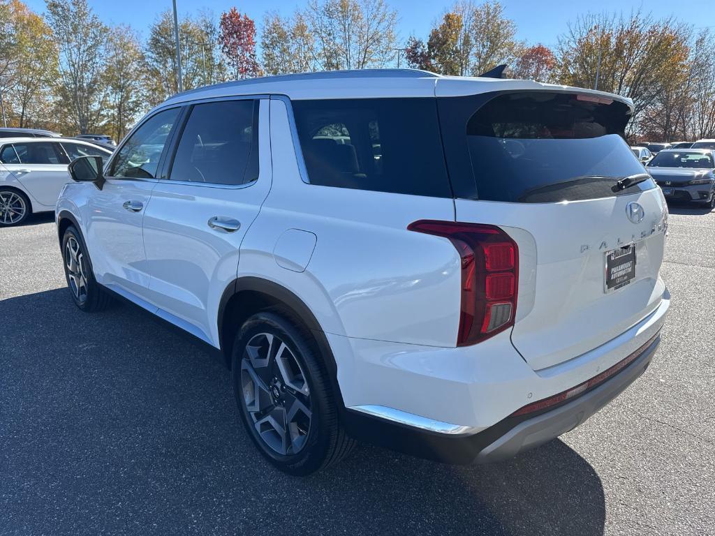 used 2024 Hyundai Palisade car, priced at $47,900
