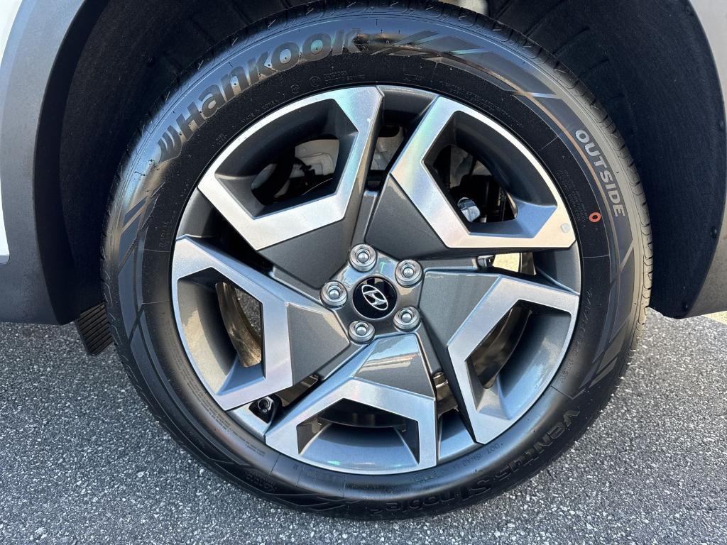 used 2024 Hyundai Palisade car, priced at $47,900