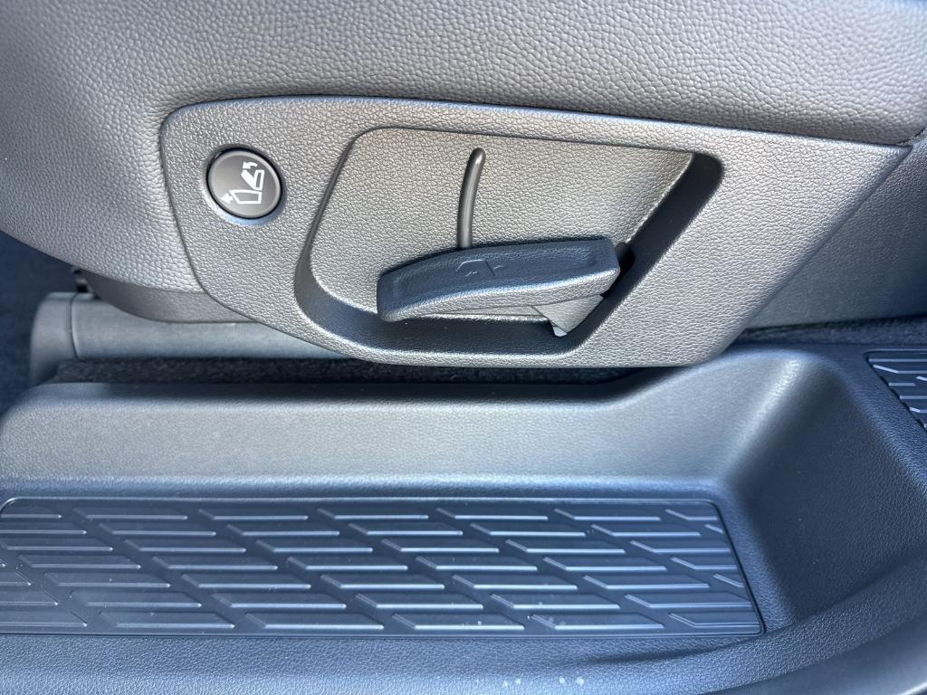 used 2024 Hyundai Palisade car, priced at $47,900