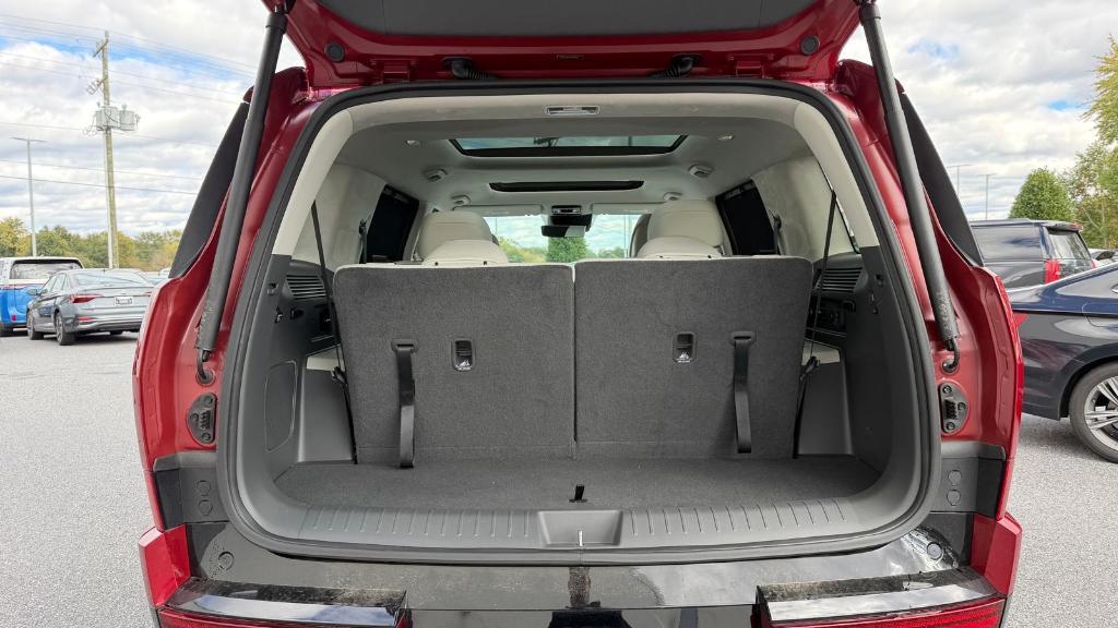 used 2024 Hyundai SANTA FE HEV car, priced at $41,900