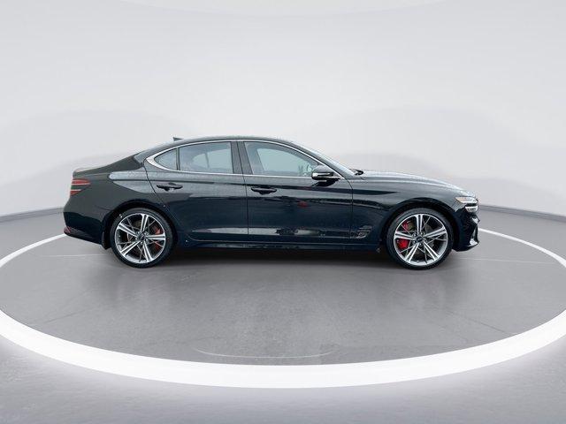 new 2025 Genesis G70 car, priced at $49,025