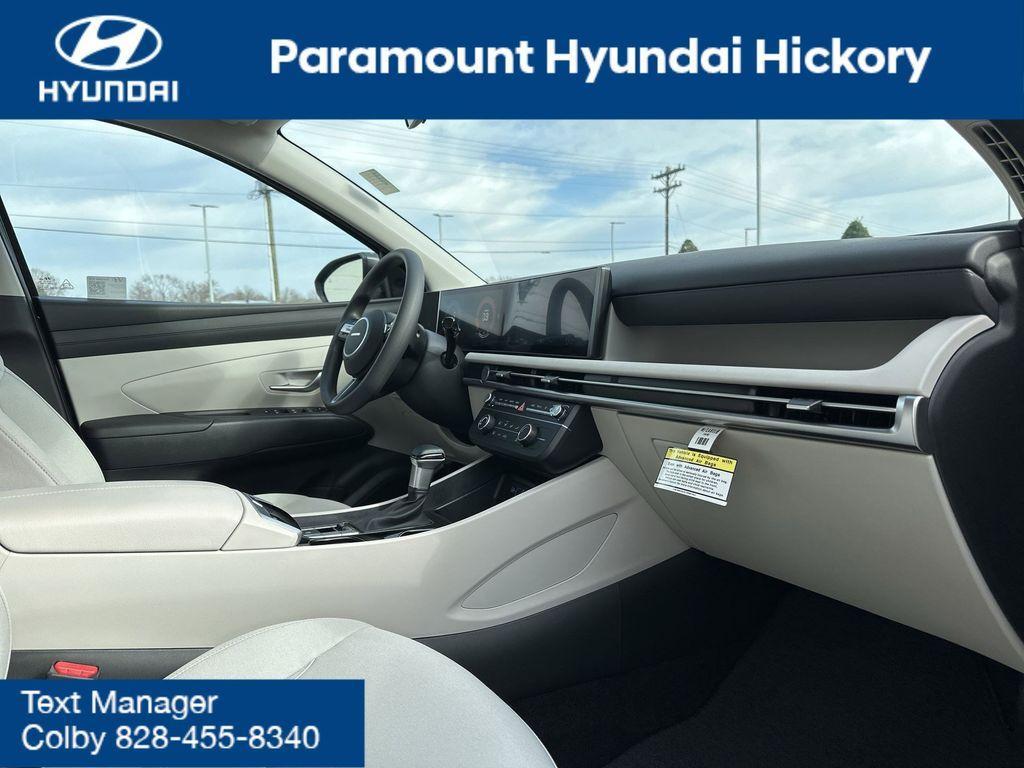 new 2025 Hyundai Tucson car, priced at $29,676