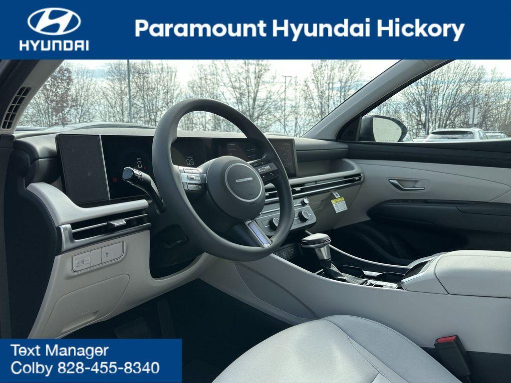 new 2025 Hyundai Tucson car, priced at $29,676