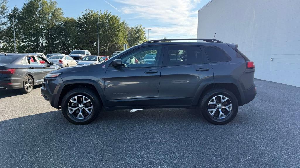 used 2017 Jeep Cherokee car, priced at $13,900