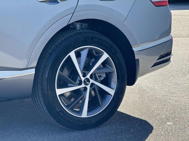 new 2025 Genesis GV80 car, priced at $64,535