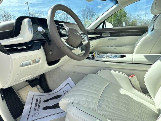 new 2025 Genesis G90 car, priced at $102,160