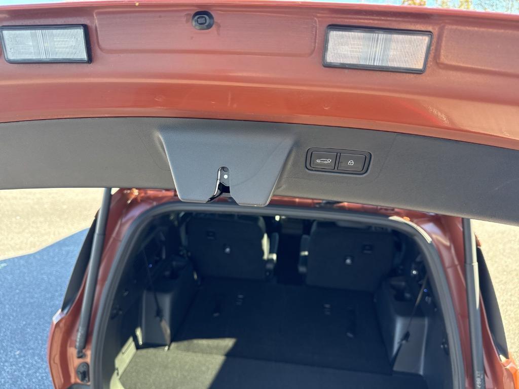 used 2025 Hyundai SANTA FE HEV car, priced at $42,900