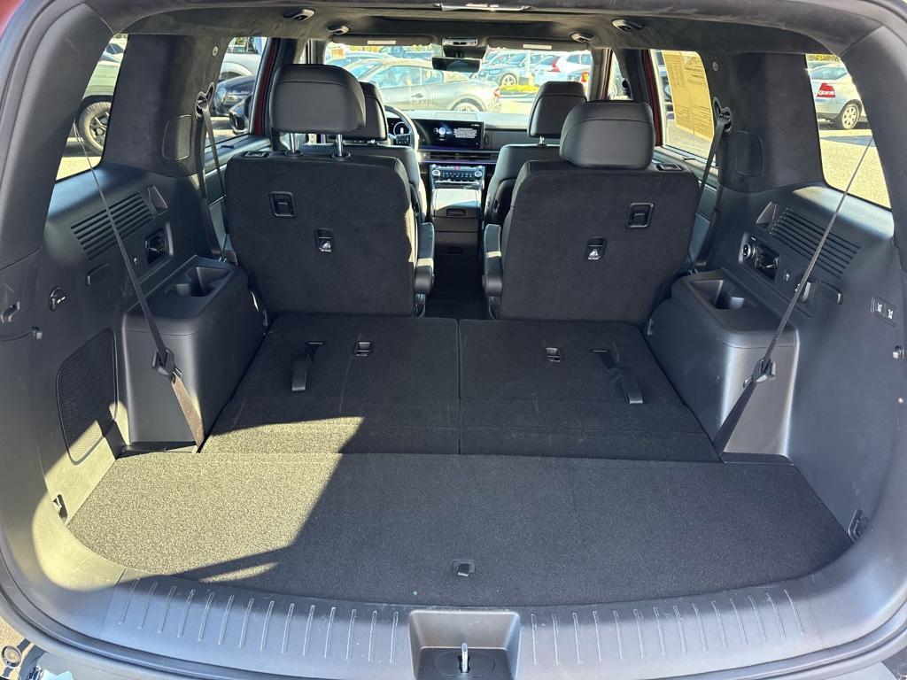 used 2025 Hyundai SANTA FE HEV car, priced at $42,900