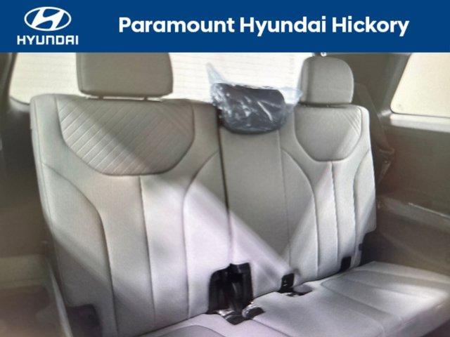 used 2025 Hyundai Palisade car, priced at $38,900