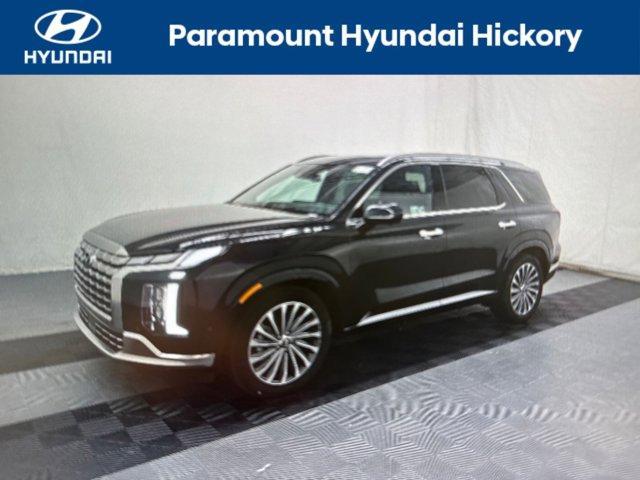 used 2025 Hyundai Palisade car, priced at $45,900