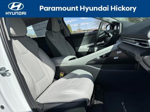 new 2024 Hyundai Elantra HEV car, priced at $30,411