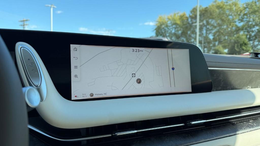 used 2025 Genesis G90 car, priced at $79,600