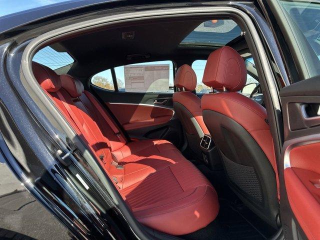 new 2025 Genesis G70 car, priced at $48,524
