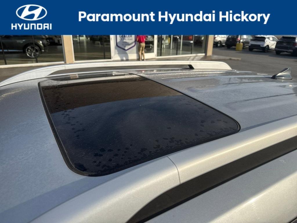 used 2022 Hyundai Venue car, priced at $18,500