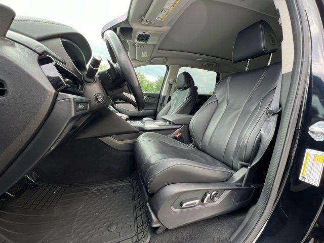 used 2023 Acura MDX car, priced at $35,900