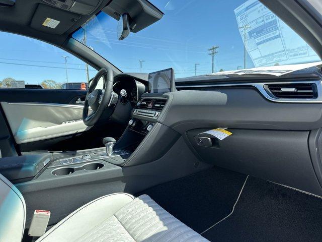 new 2025 Genesis G70 car, priced at $51,120