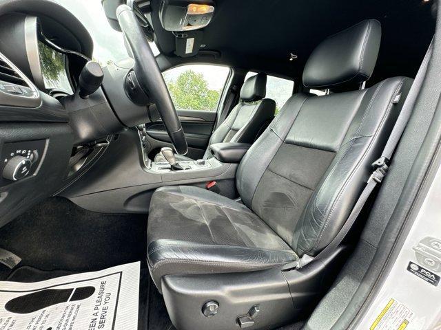 used 2022 Jeep Grand Cherokee WK car, priced at $31,400