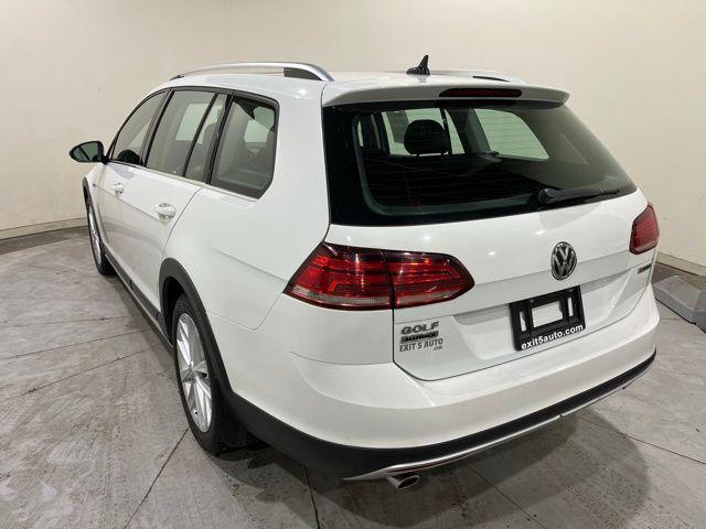 used 2019 Volkswagen Golf Alltrack car, priced at $15,900