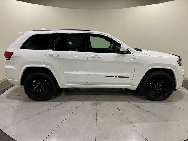 used 2017 Jeep Grand Cherokee car, priced at $18,000