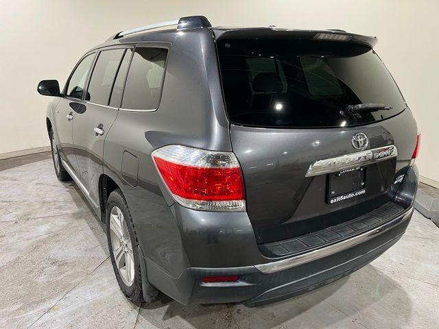 used 2013 Toyota Highlander car, priced at $12,900