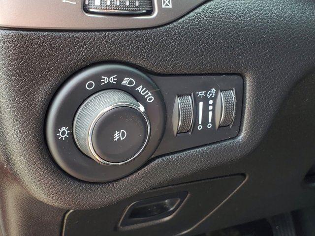 used 2021 Jeep Cherokee car, priced at $18,997