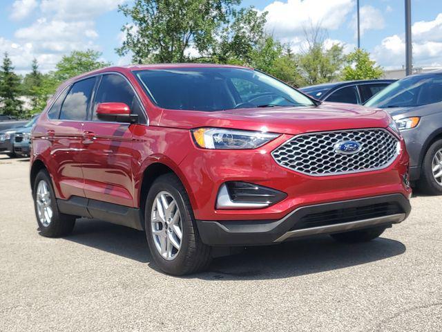 used 2024 Ford Edge car, priced at $30,700