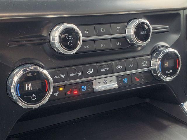 used 2021 Ford F-150 car, priced at $25,900