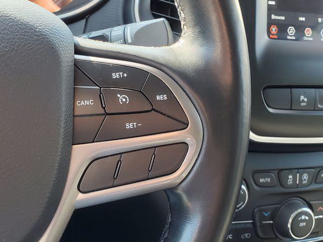 used 2021 Jeep Cherokee car, priced at $14,397