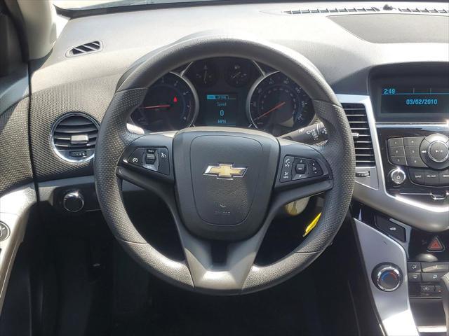 used 2016 Chevrolet Cruze Limited car, priced at $8,000