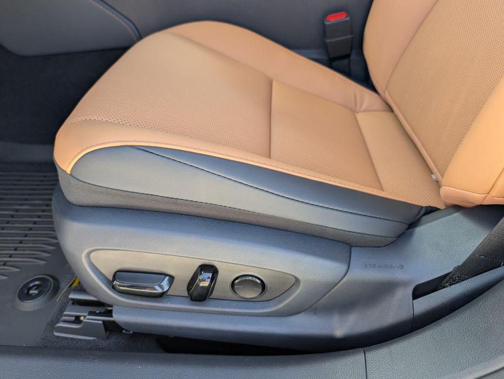 new 2025 Lexus ES 350 car, priced at $49,730