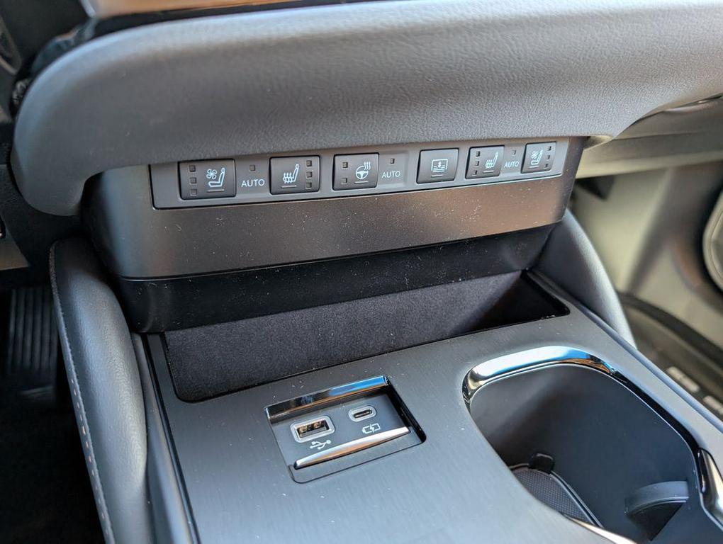 new 2025 Lexus ES 350 car, priced at $49,730