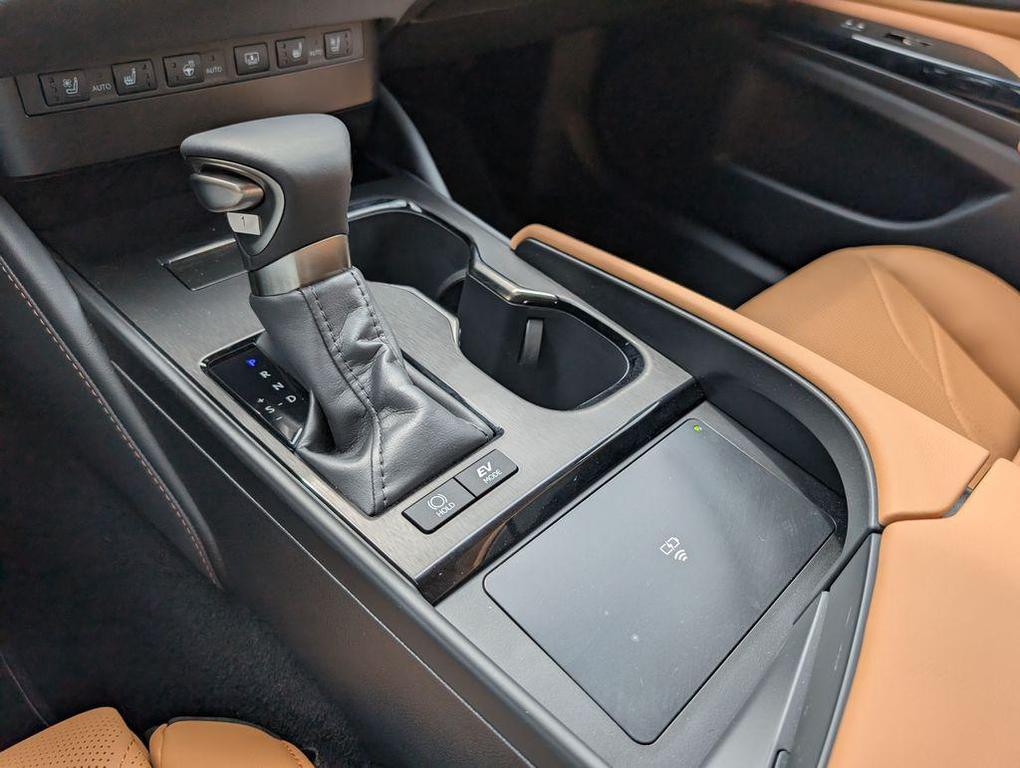 new 2025 Lexus ES 300h car, priced at $54,879