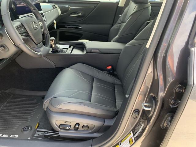new 2025 Lexus ES 300h car, priced at $58,015