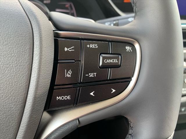 new 2025 Lexus ES 300h car, priced at $58,015