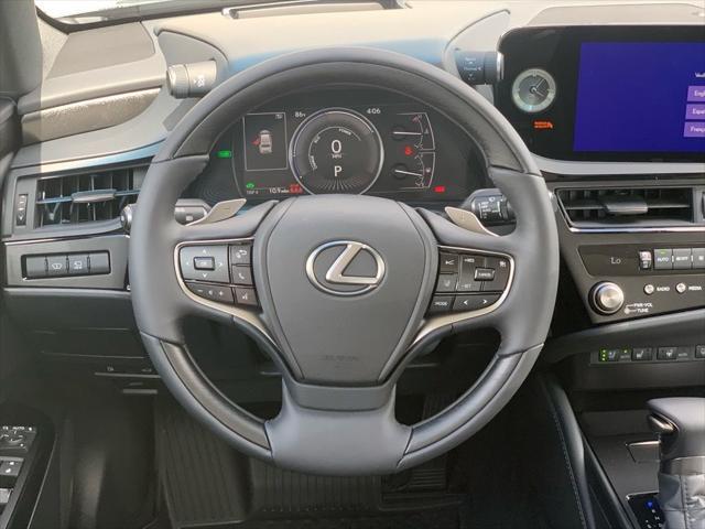 new 2025 Lexus ES 300h car, priced at $58,015
