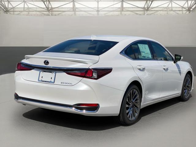 new 2025 Lexus ES 300h car, priced at $54,354