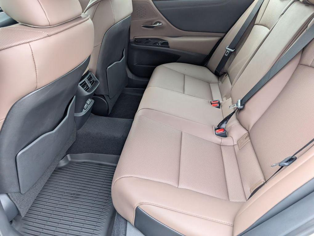 new 2025 Lexus ES 350 car, priced at $49,730
