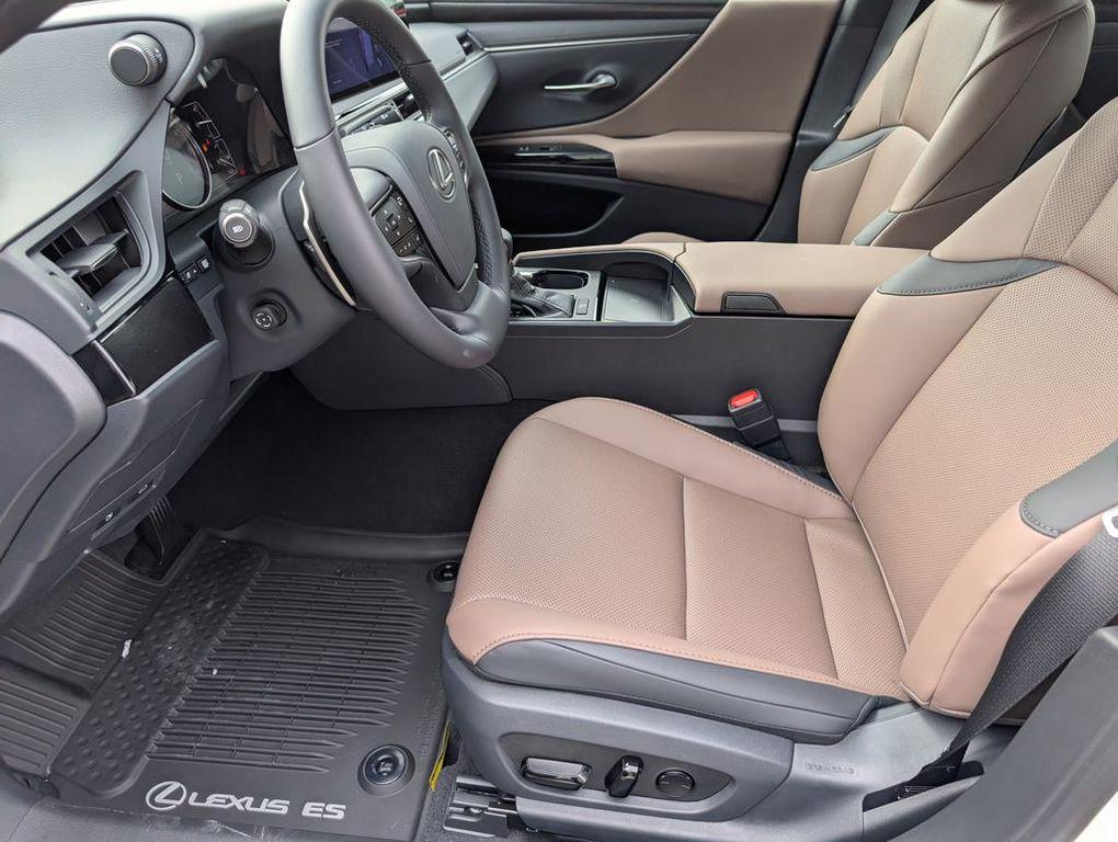 new 2025 Lexus ES 350 car, priced at $49,730
