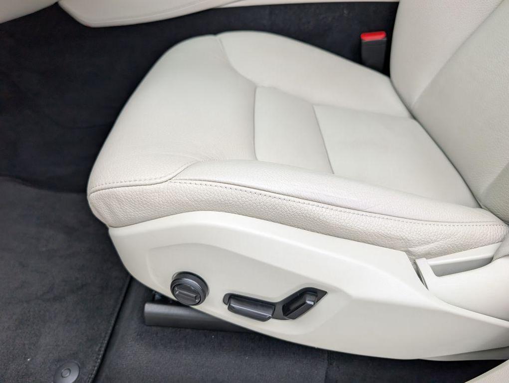 used 2023 Volvo XC90 car, priced at $41,792