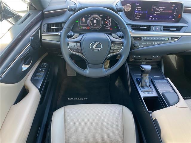 used 2020 Lexus ES 300h car, priced at $36,950