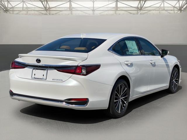 new 2025 Lexus ES 300h car, priced at $51,309