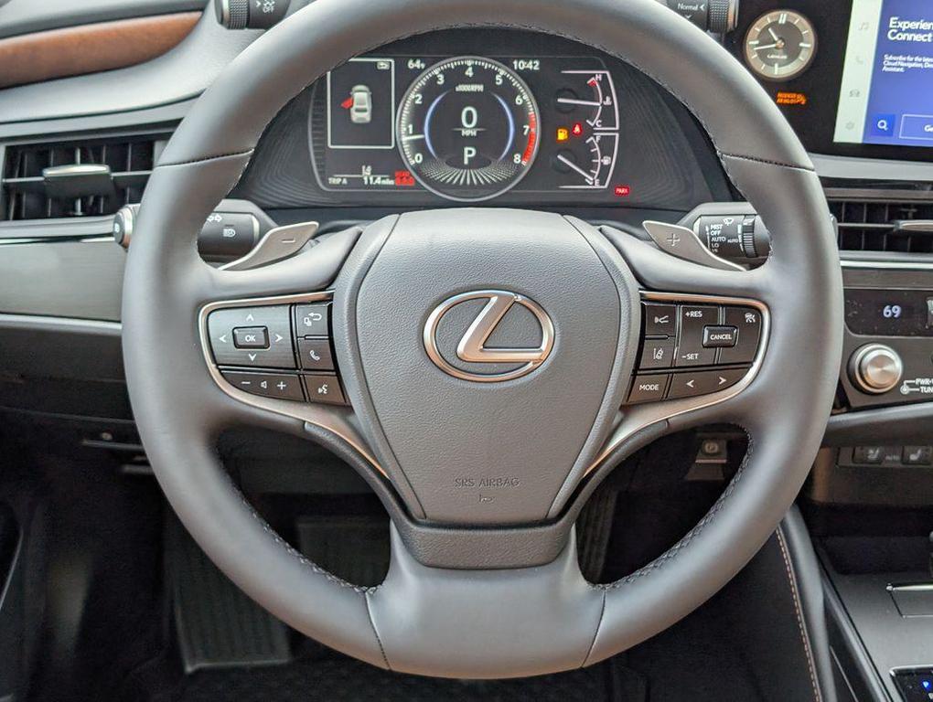 new 2025 Lexus ES 350 car, priced at $49,730