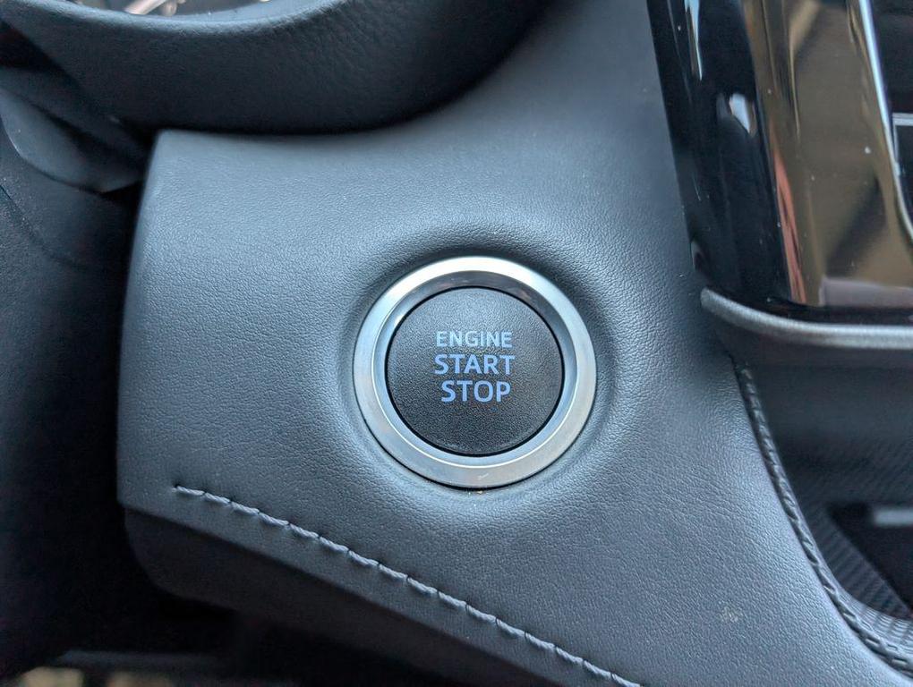 used 2021 Toyota Highlander car, priced at $28,540